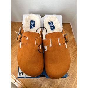 Arizona Faux Fur Lined Slip-on Buckle Cognac Delano